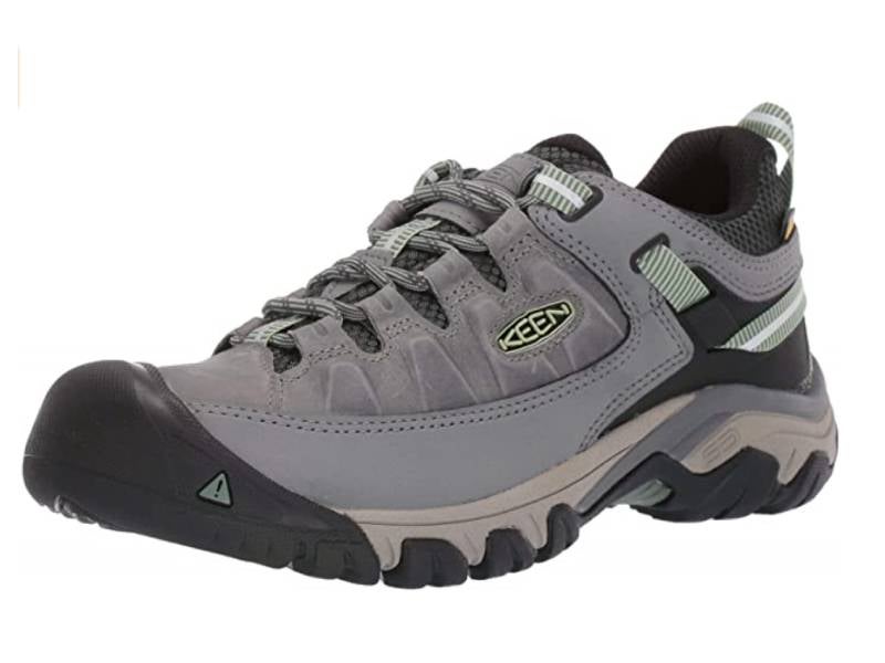 The Best Hiking Shoes For Women 2022 Review