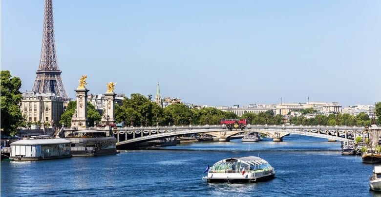The 5 Best Seine River Cruises Reviewed For 2019 | Outside Pursuits